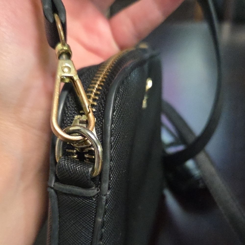 Prada Milano Zipper Detail Bag - Picture 16 of 16